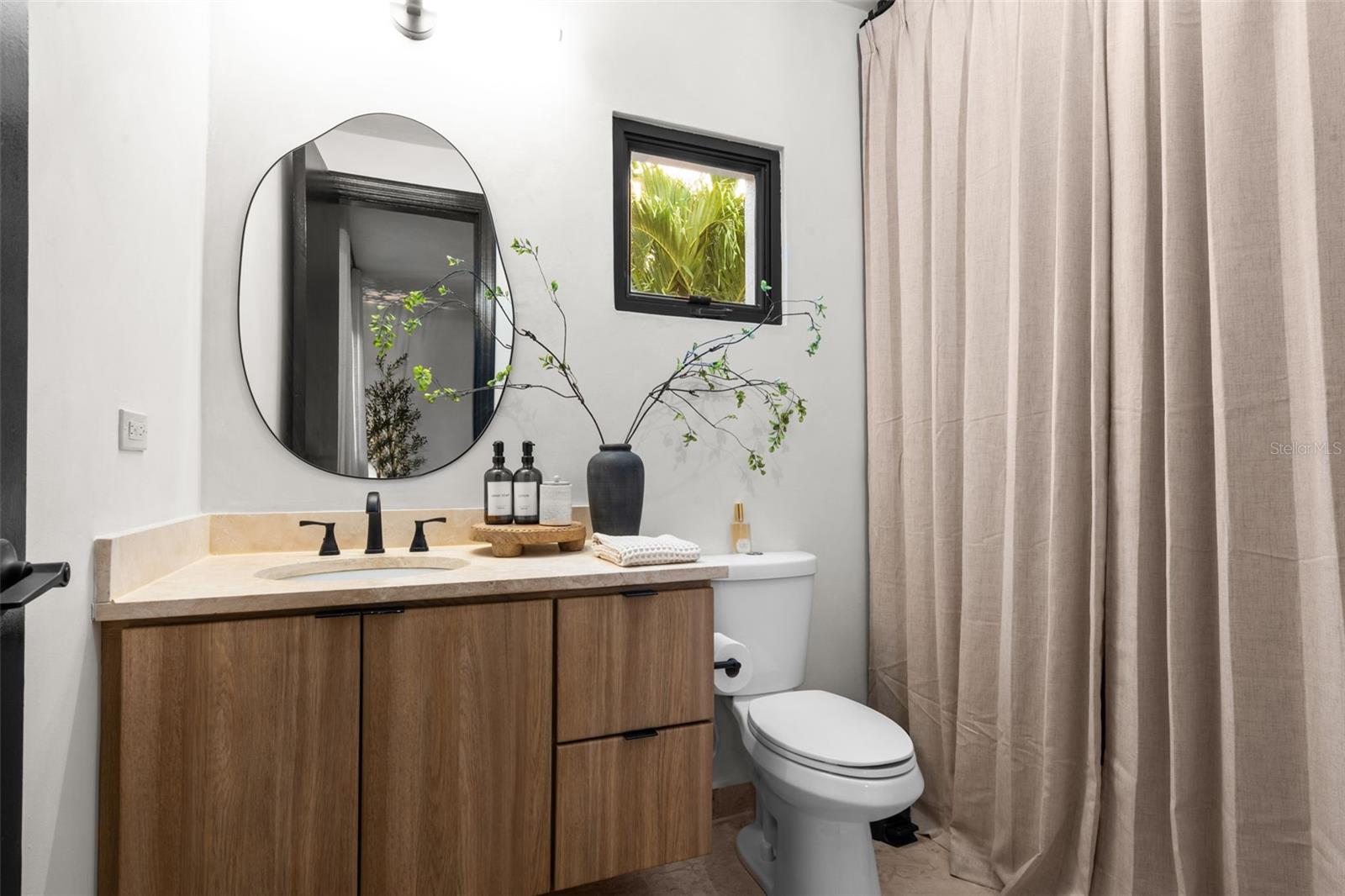 DORADO BEACH EAST - Residential