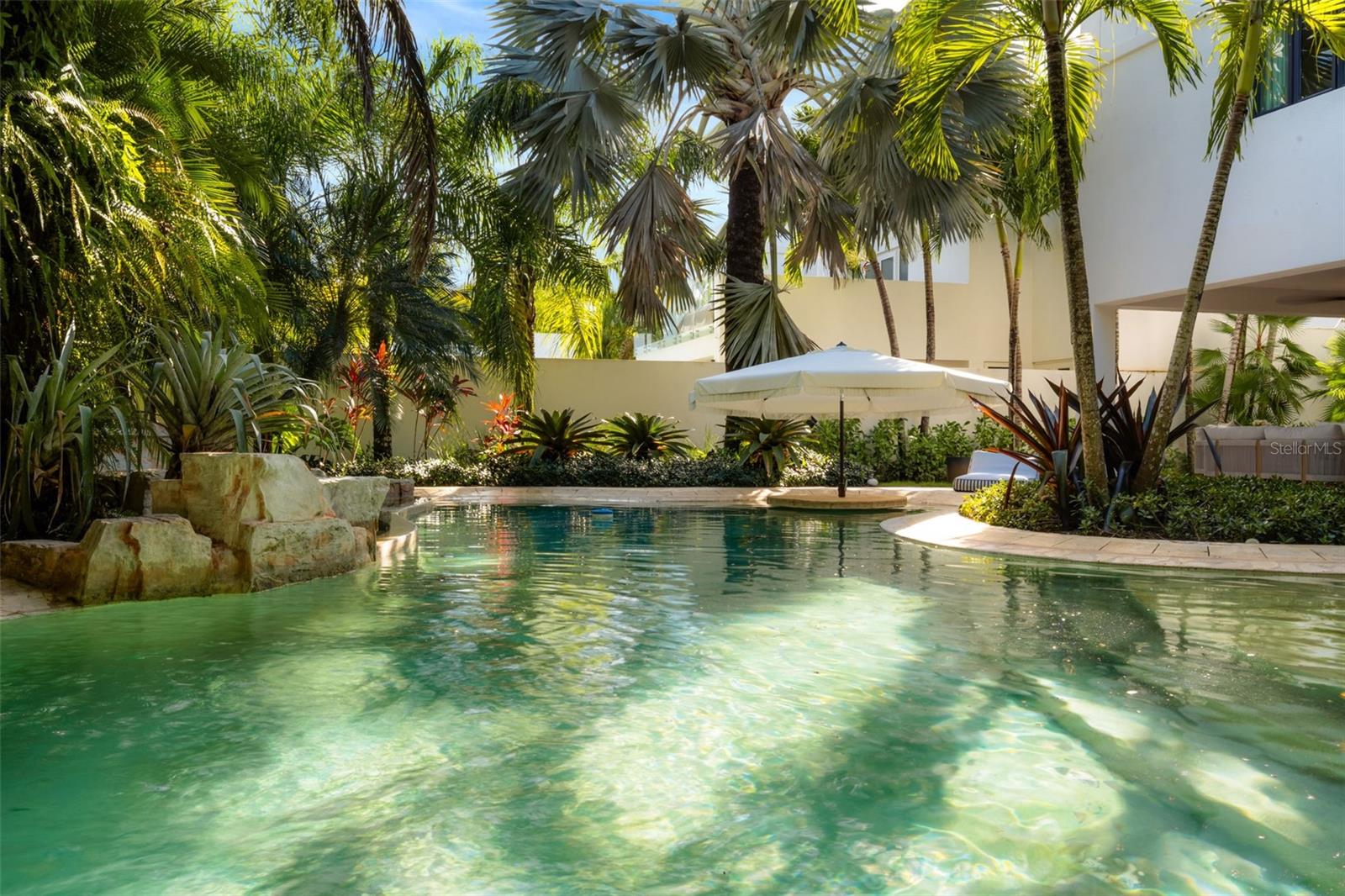 DORADO BEACH EAST - Residential