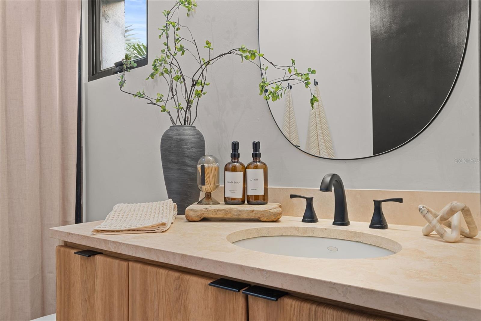 DORADO BEACH EAST - Residential