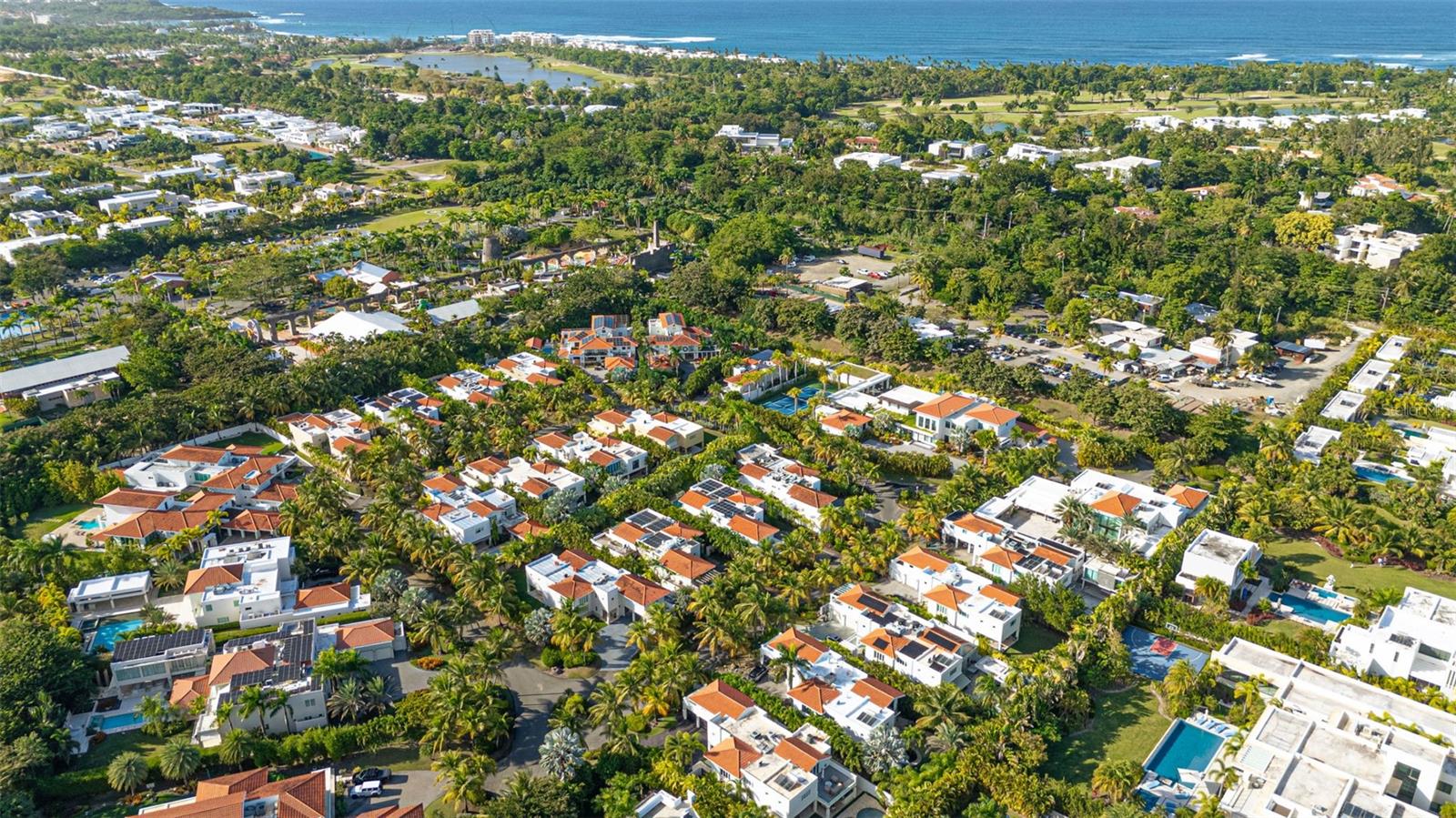 DORADO BEACH EAST - Residential
