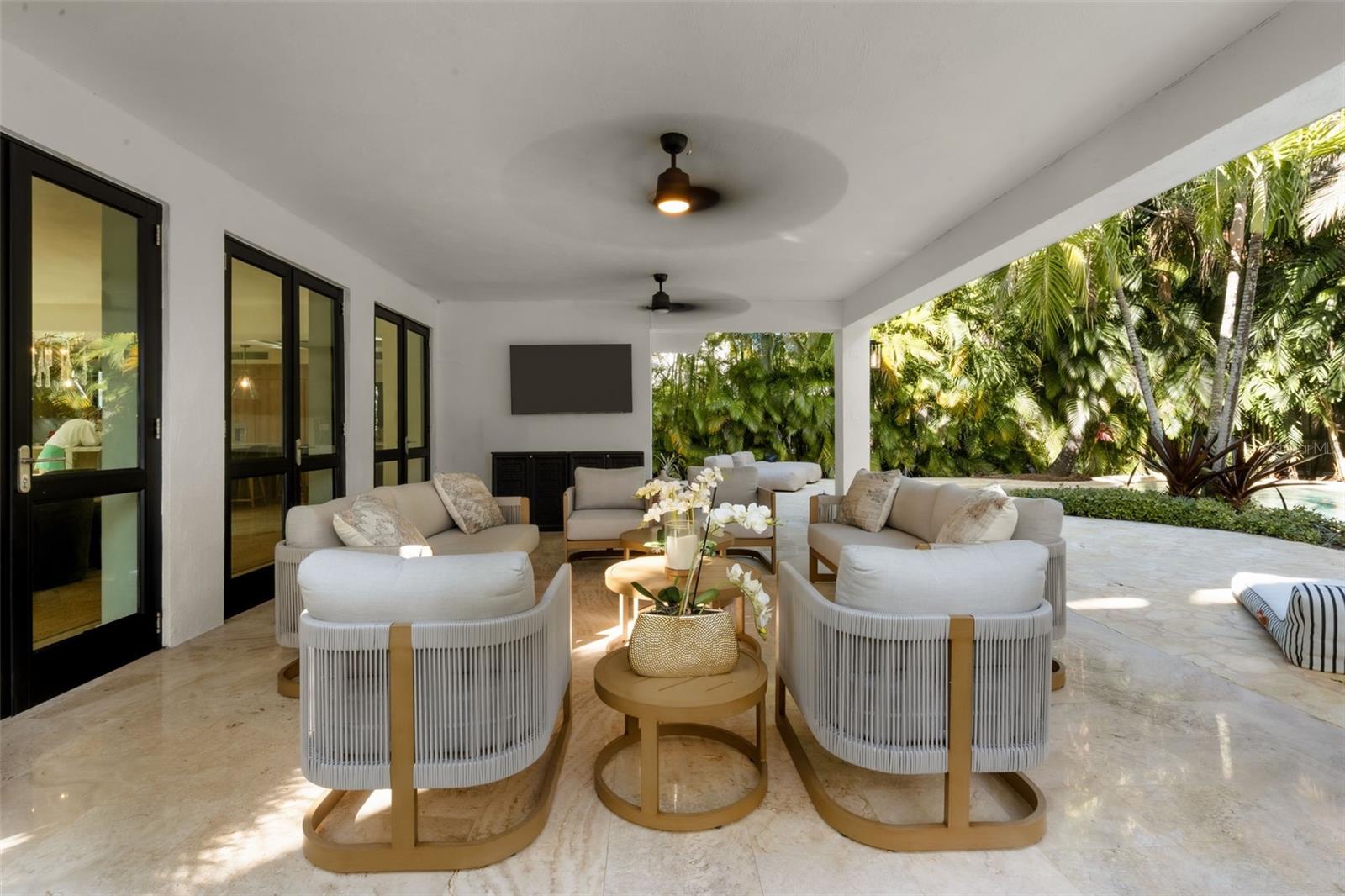 DORADO BEACH EAST - Residential