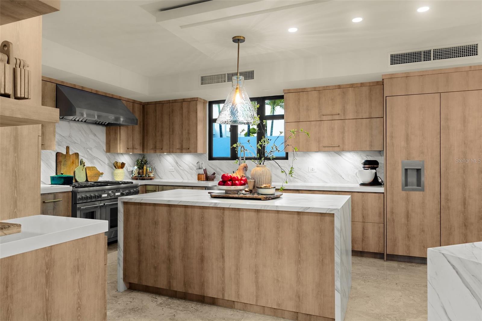 DORADO BEACH EAST - Residential