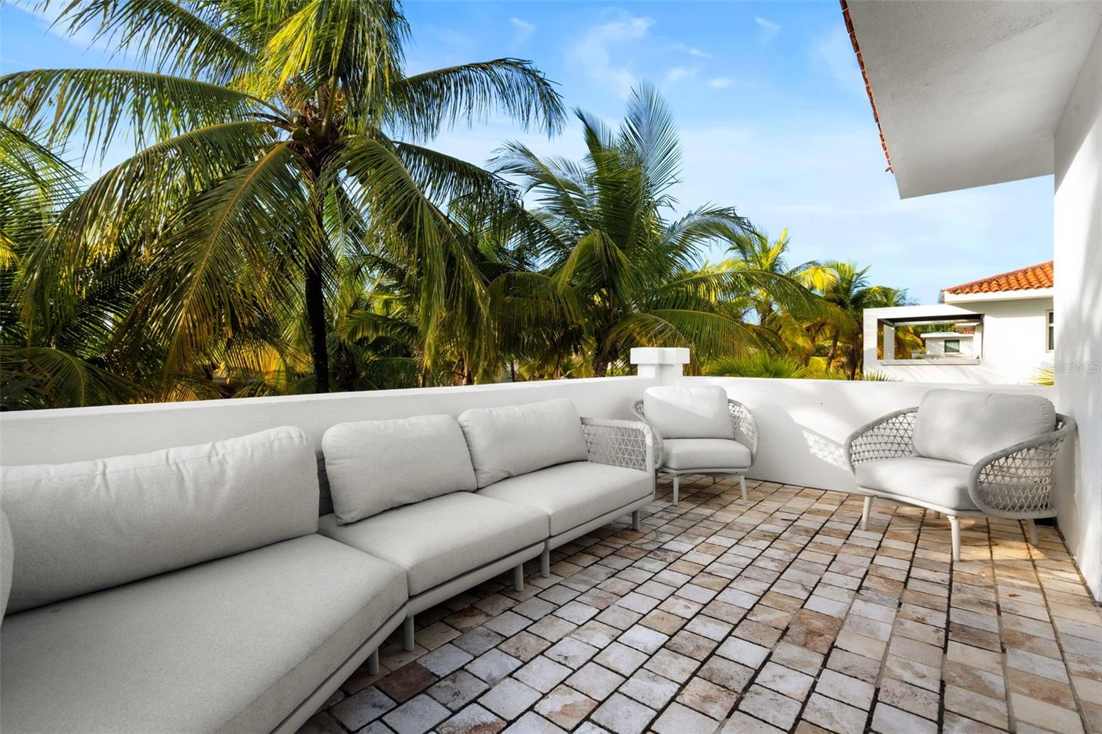 DORADO BEACH EAST - Residential