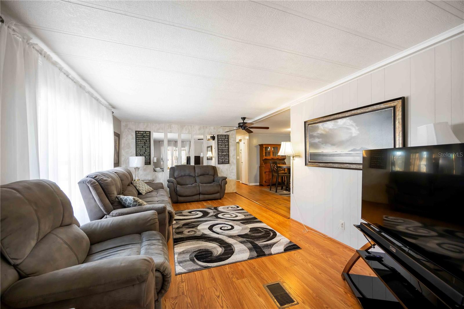 EAGLE POINT MHP - Residential