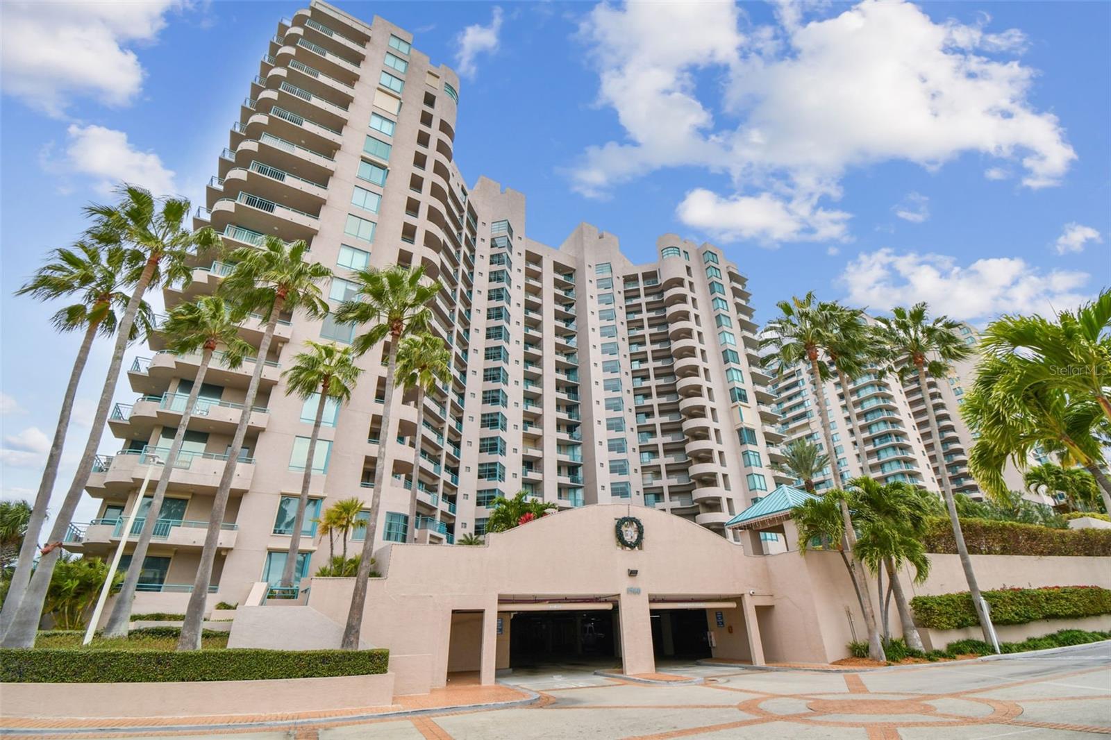 ULTIMAR THREE CONDO - Residential