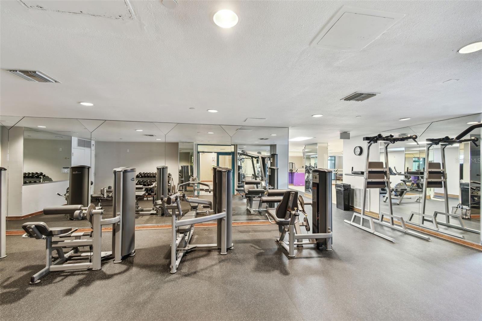 ULTIMAR THREE CONDO - Residential