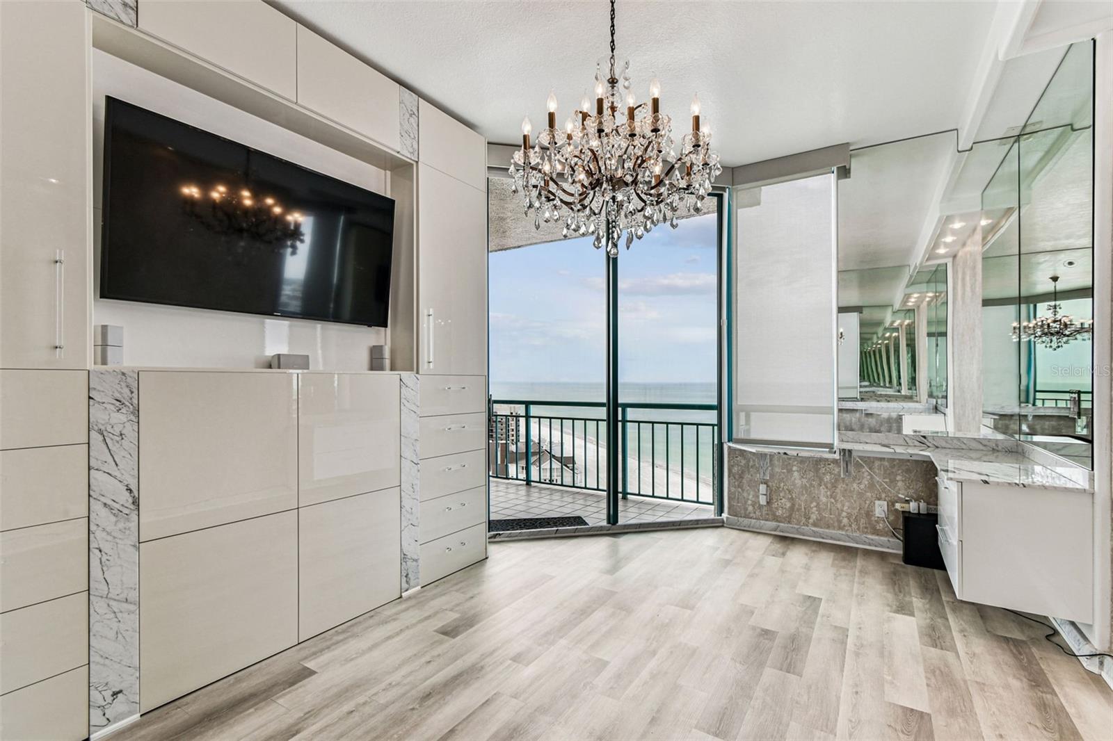 ULTIMAR THREE CONDO - Residential