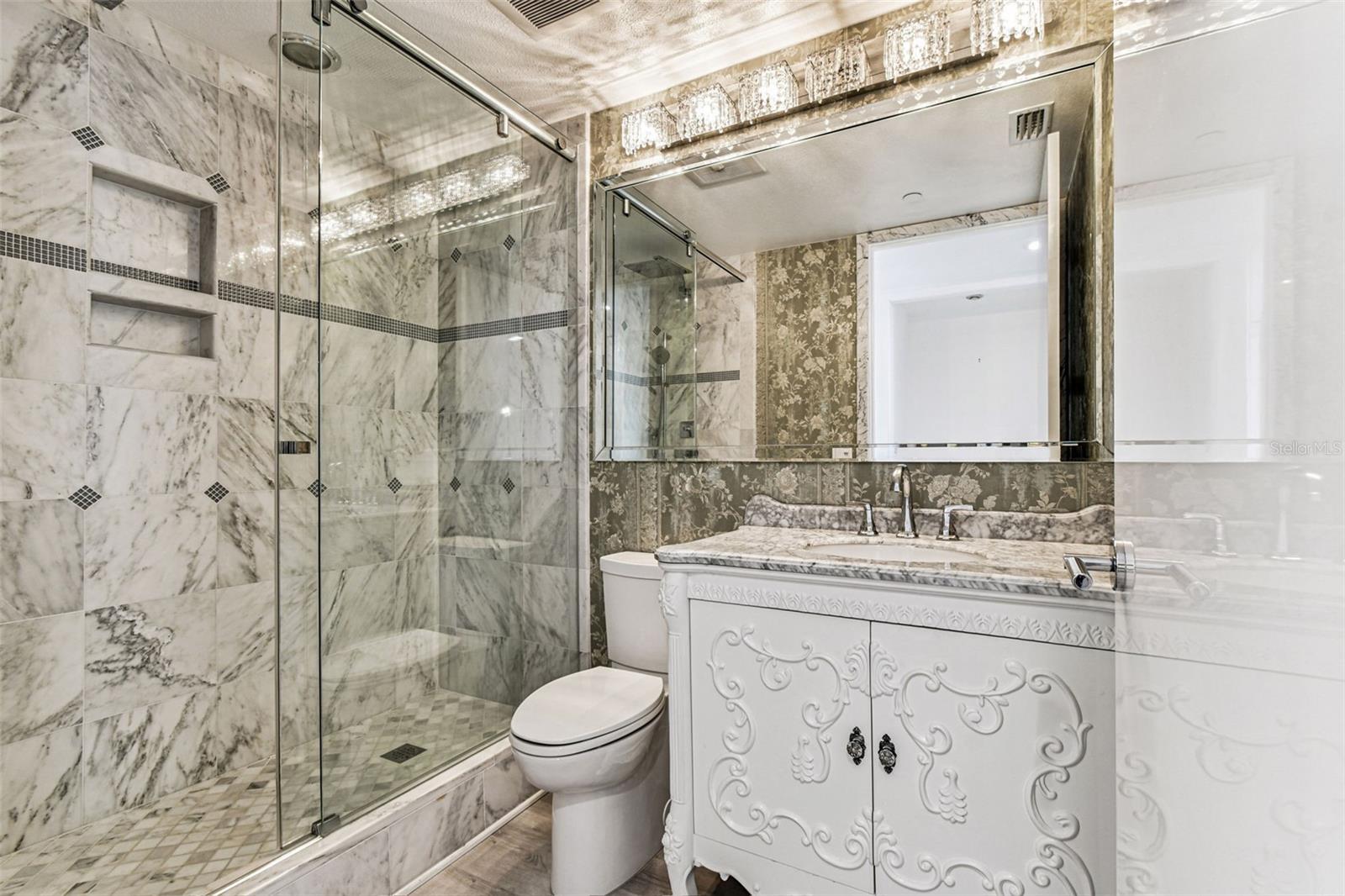 ULTIMAR THREE CONDO - Residential