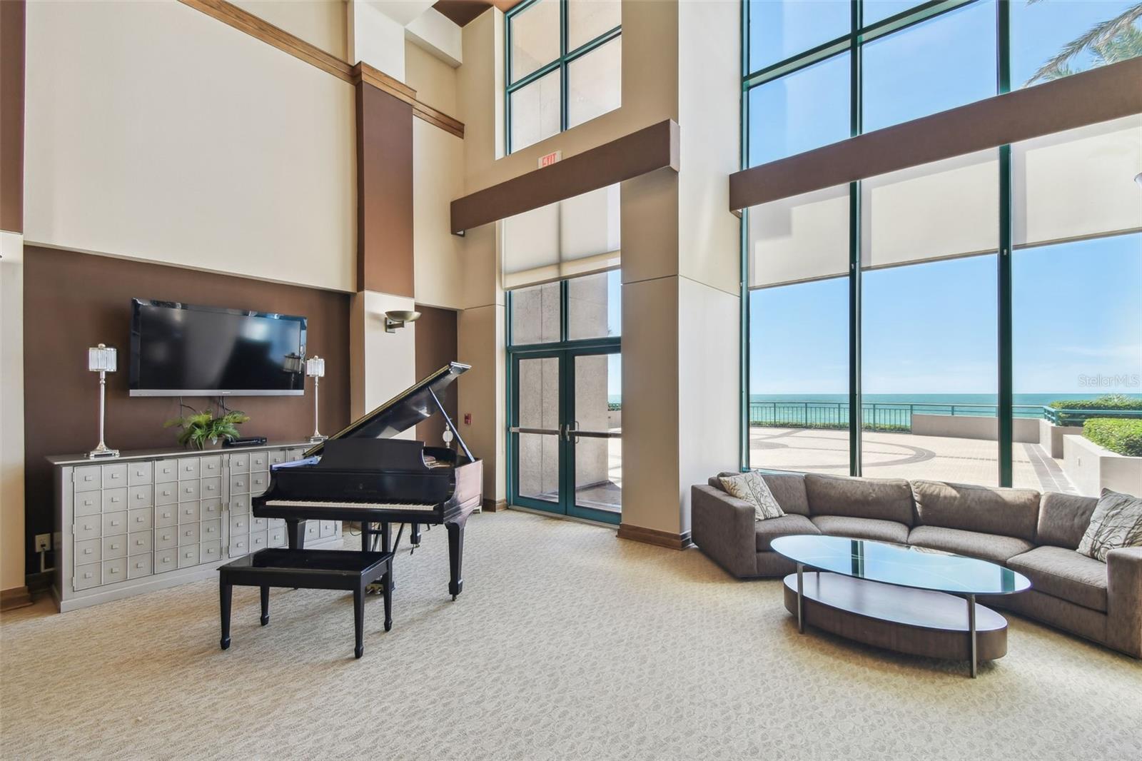 ULTIMAR THREE CONDO - Residential