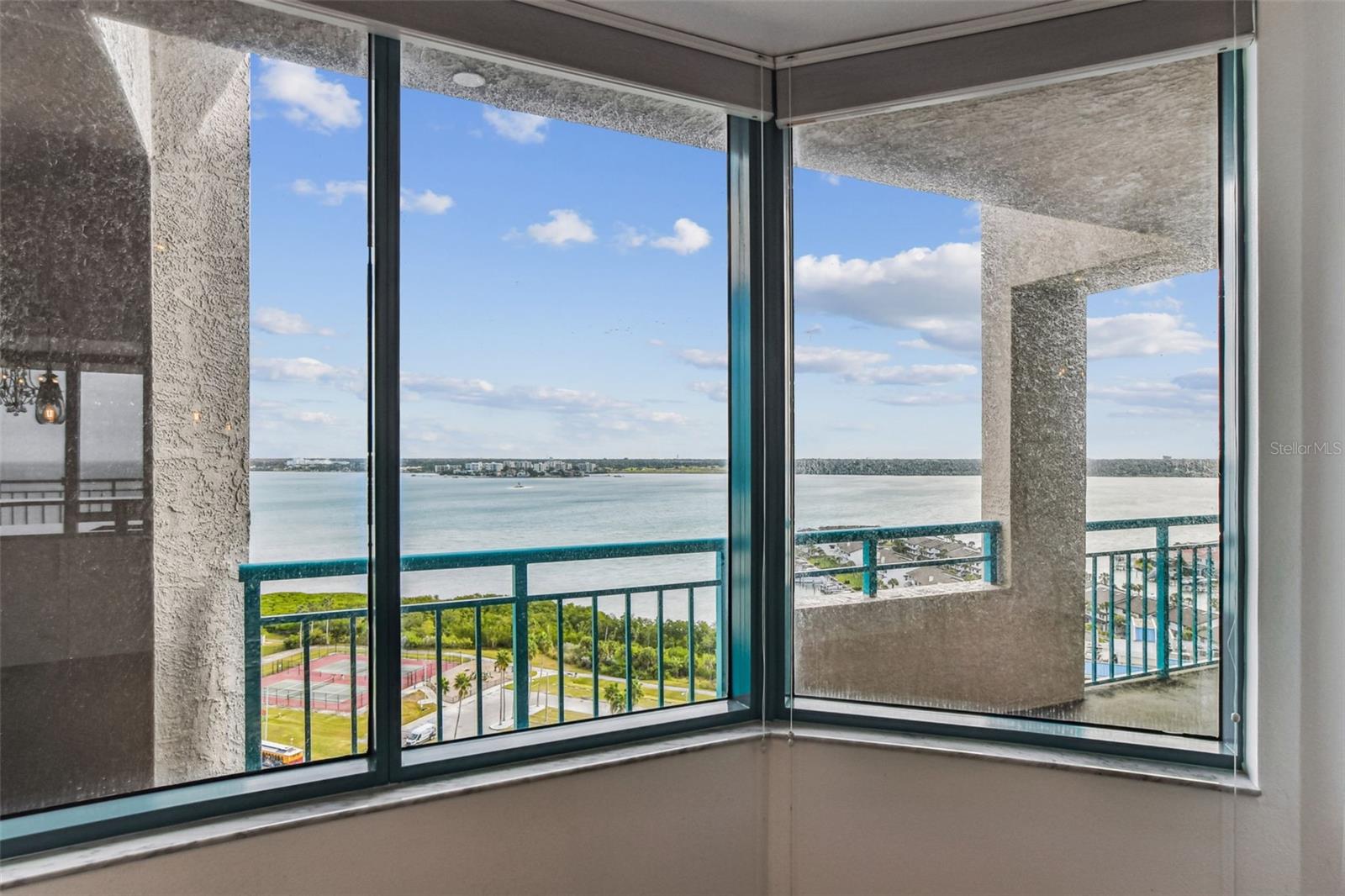 ULTIMAR THREE CONDO - Residential