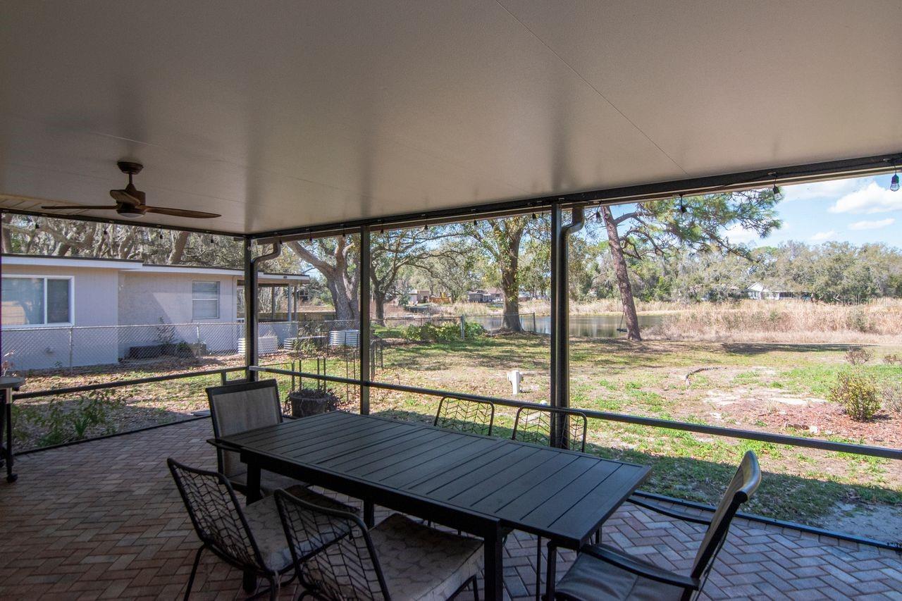 TAMPA'S NORTH SIDE COUNTRY CLUB AREA UNIT NO - Residential