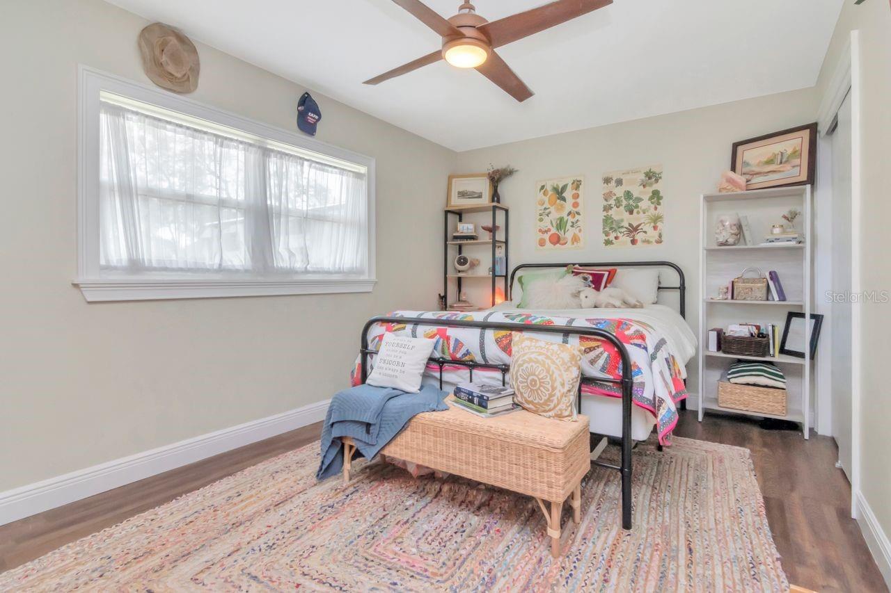 TAMPA'S NORTH SIDE COUNTRY CLUB AREA UNIT NO - Residential