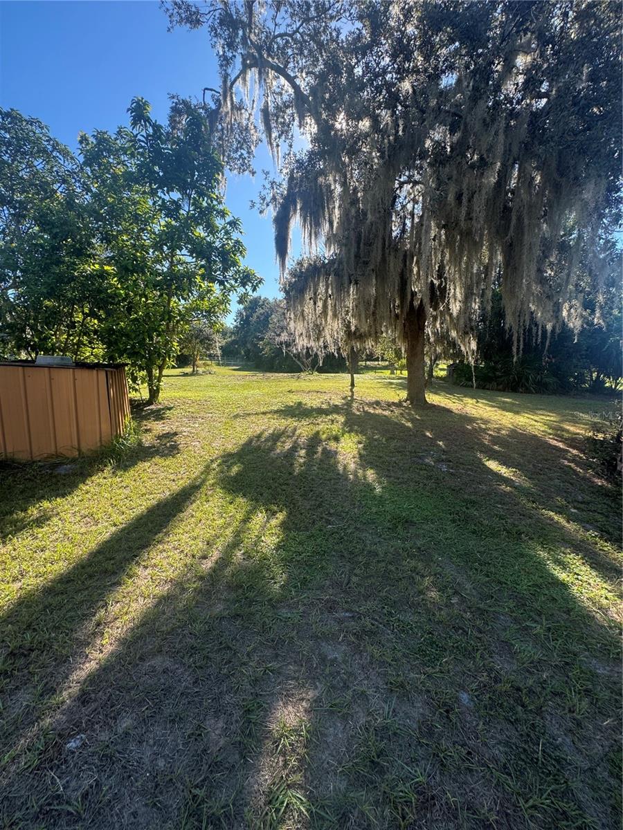 ACREAGE - Residential