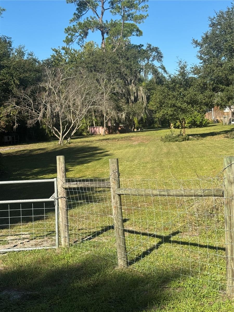 ACREAGE - Residential