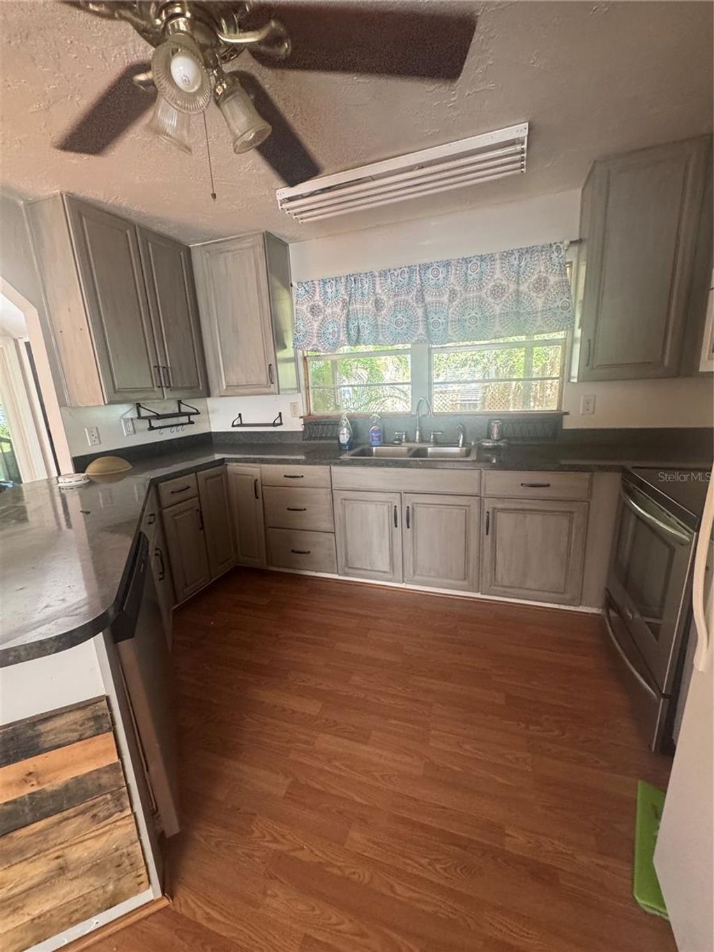 Photo of 1322 Shady Cove Road W, Haines City, FL 33844 (MLS # P4936855)