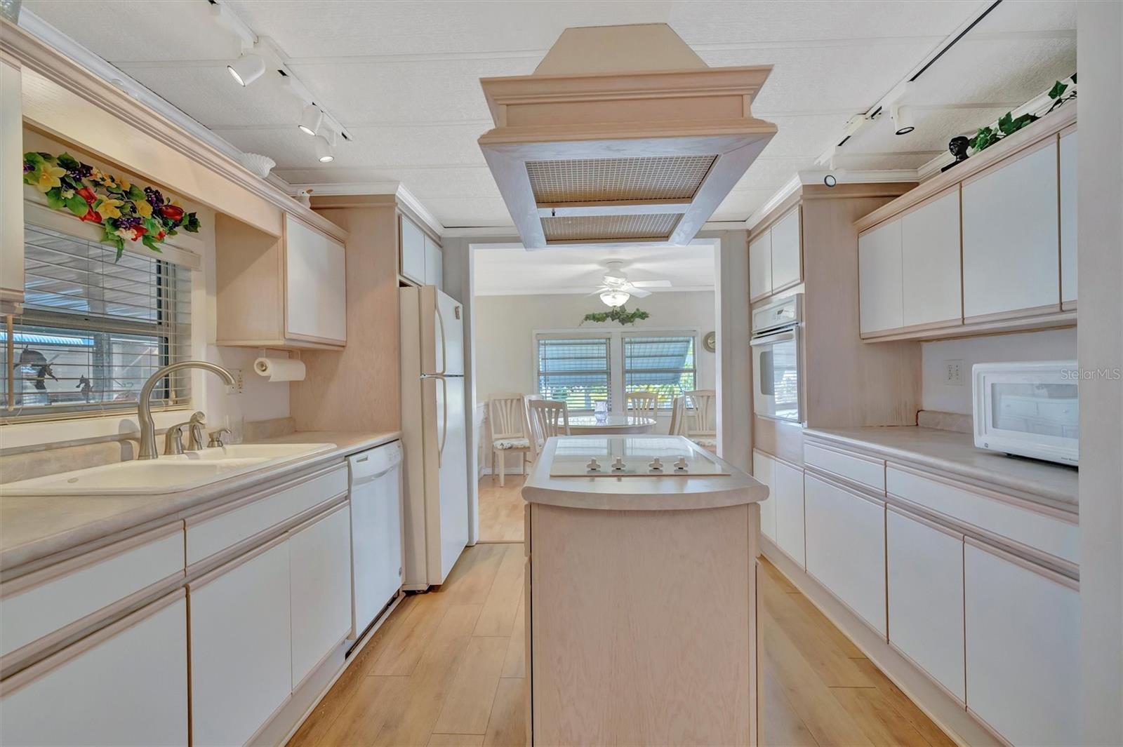 CARIBBEAN ISLES RESIDENTIAL CO - Residential