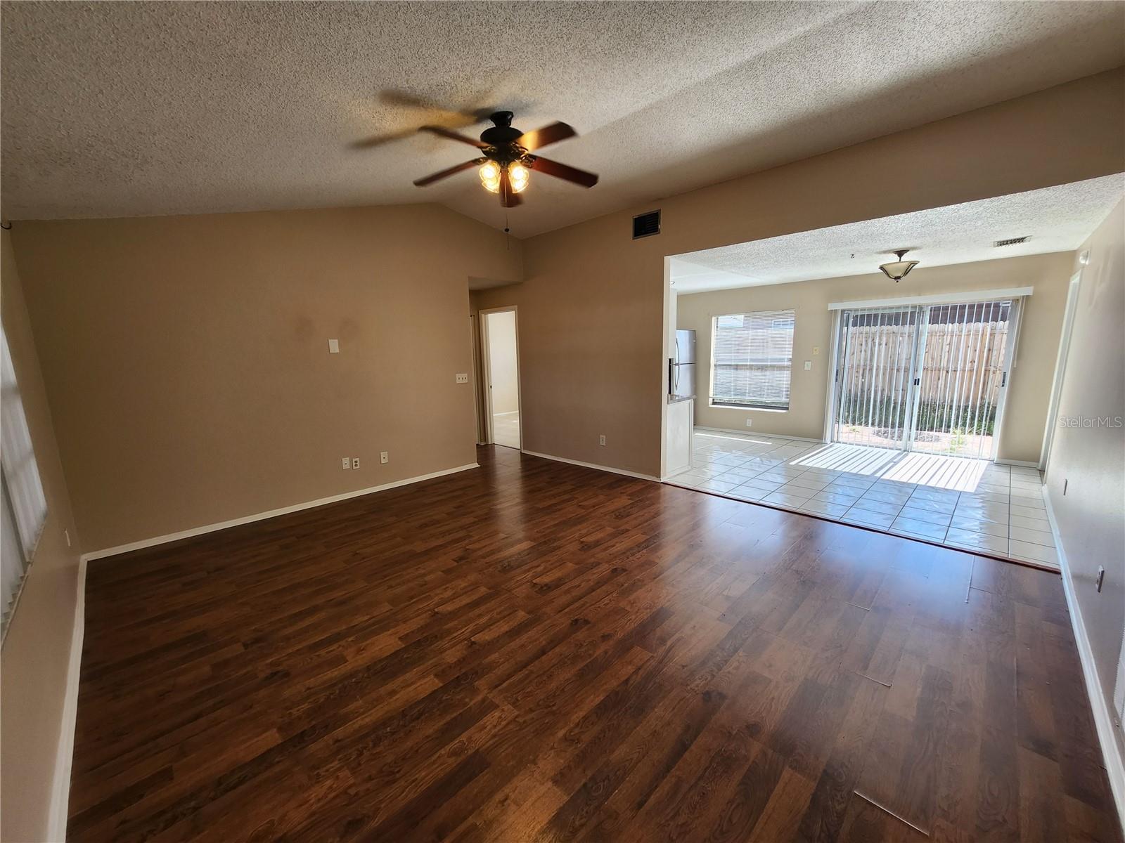 HEATHER LAKES UNIT 20 PH I - Residential Lease