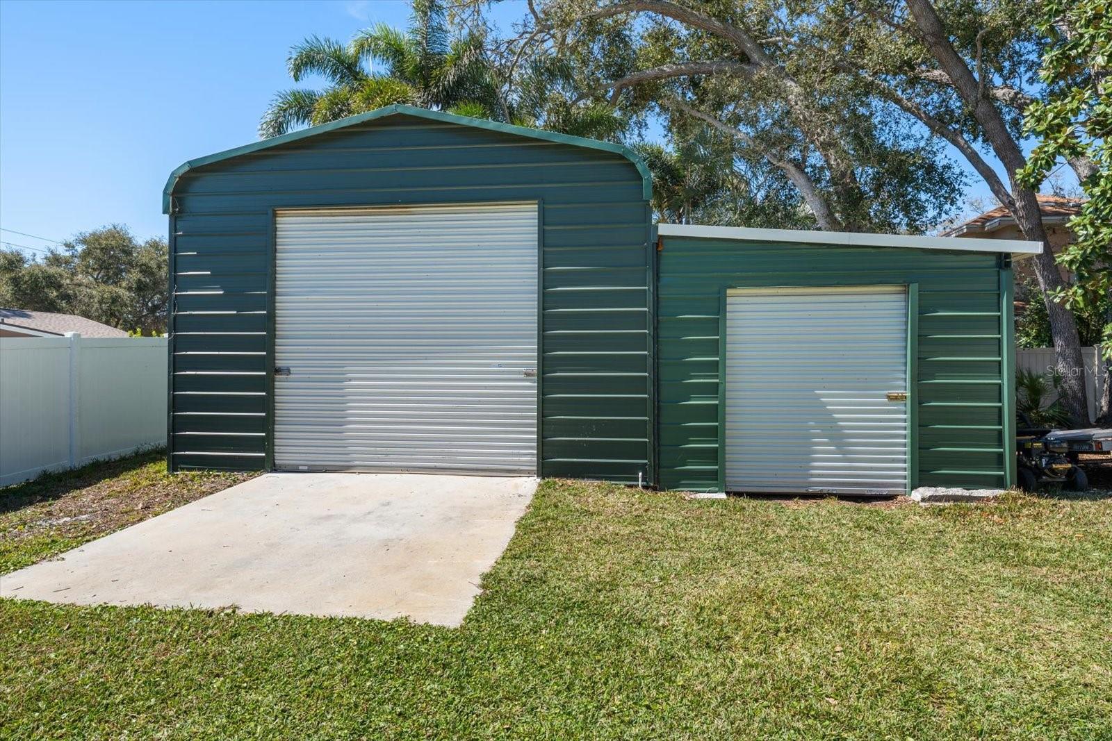 PINELLAS GROVES - Residential