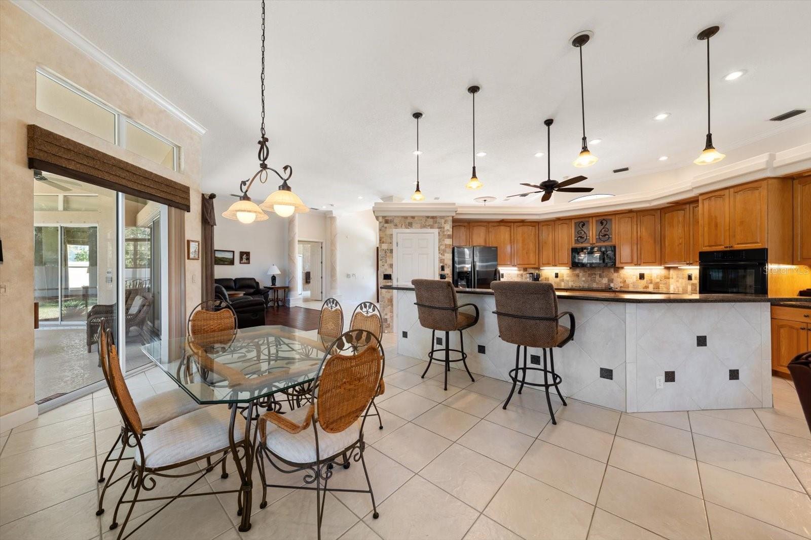 PINELLAS GROVES - Residential