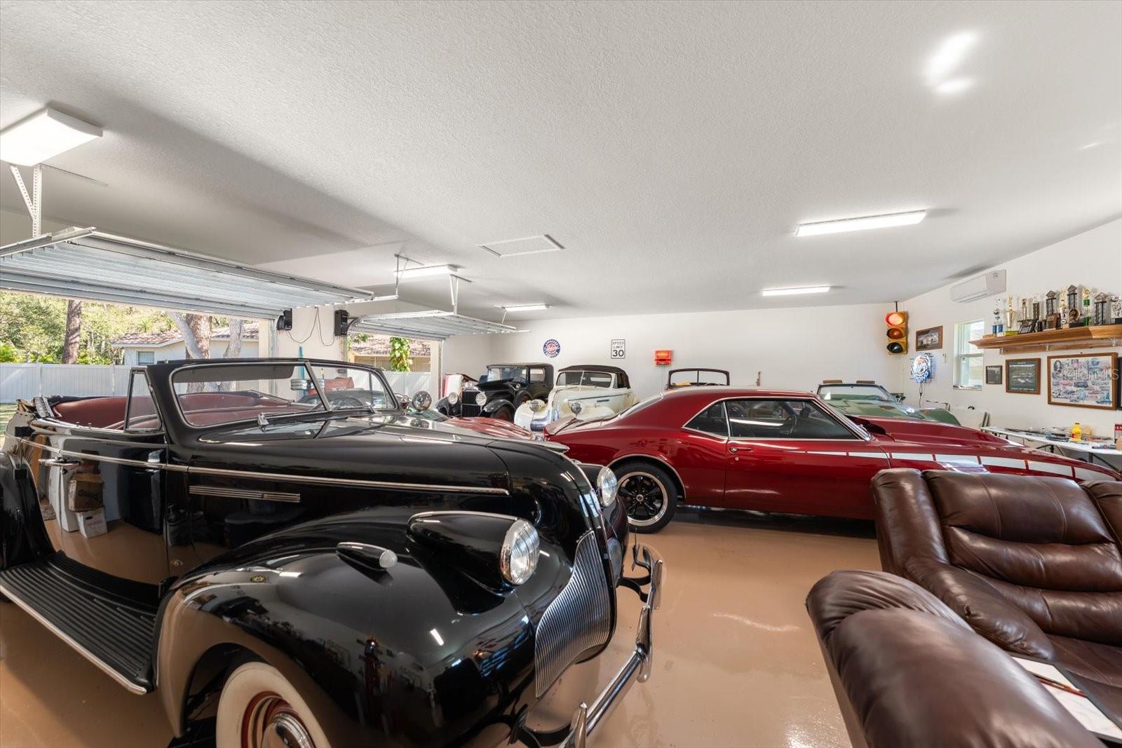 PINELLAS GROVES - Residential