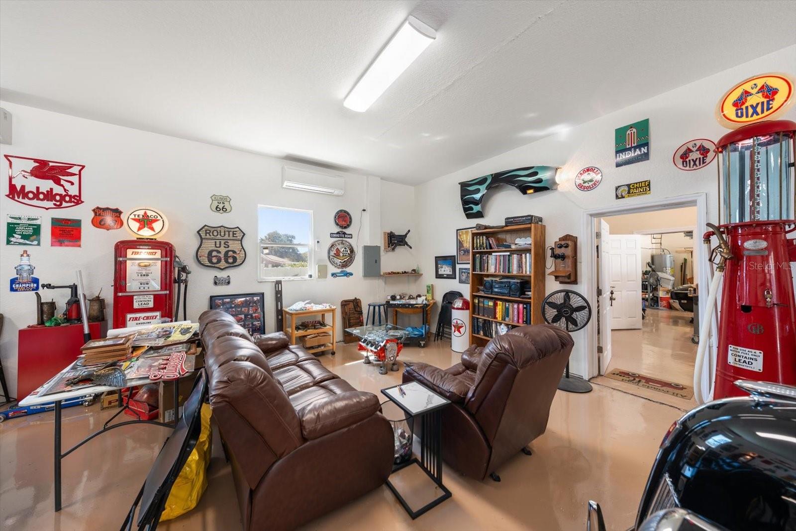 PINELLAS GROVES - Residential