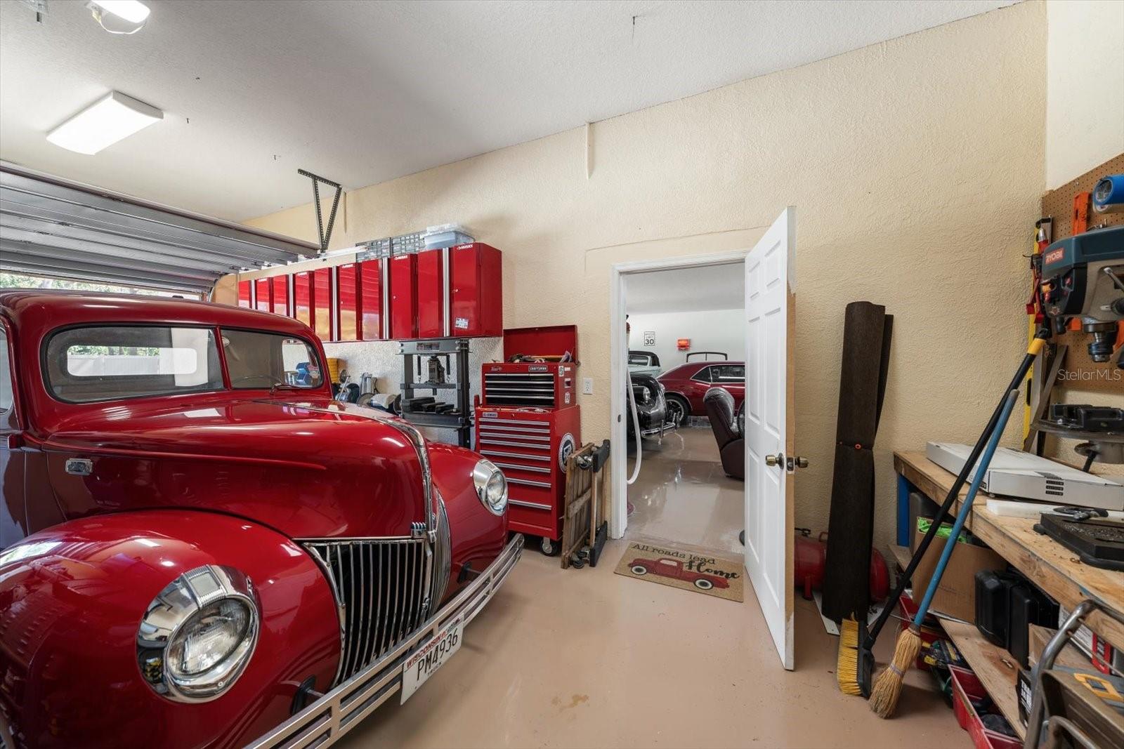 PINELLAS GROVES - Residential