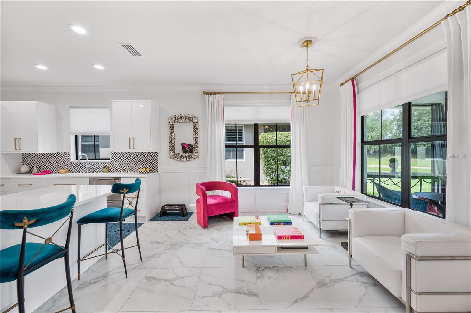 LAKE JAMES PH THREE - Residential