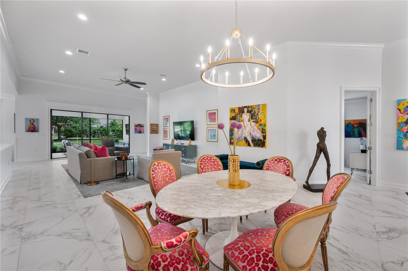 LAKE JAMES PH THREE - Residential