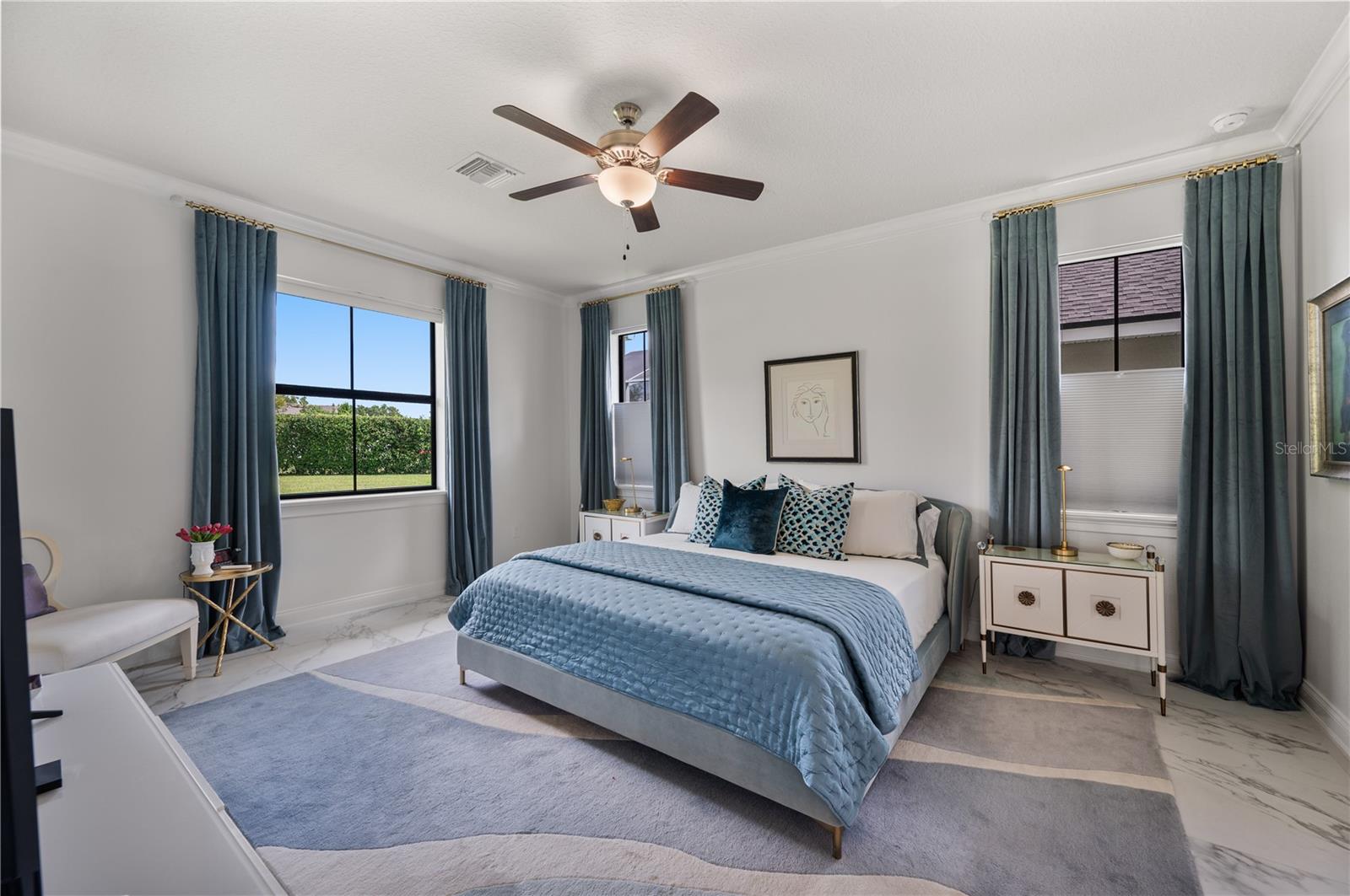 LAKE JAMES PH THREE - Residential