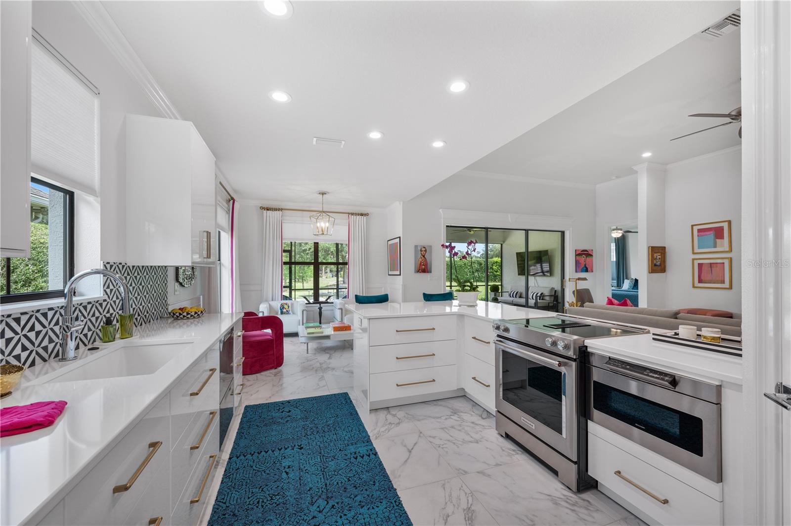 LAKE JAMES PH THREE - Residential