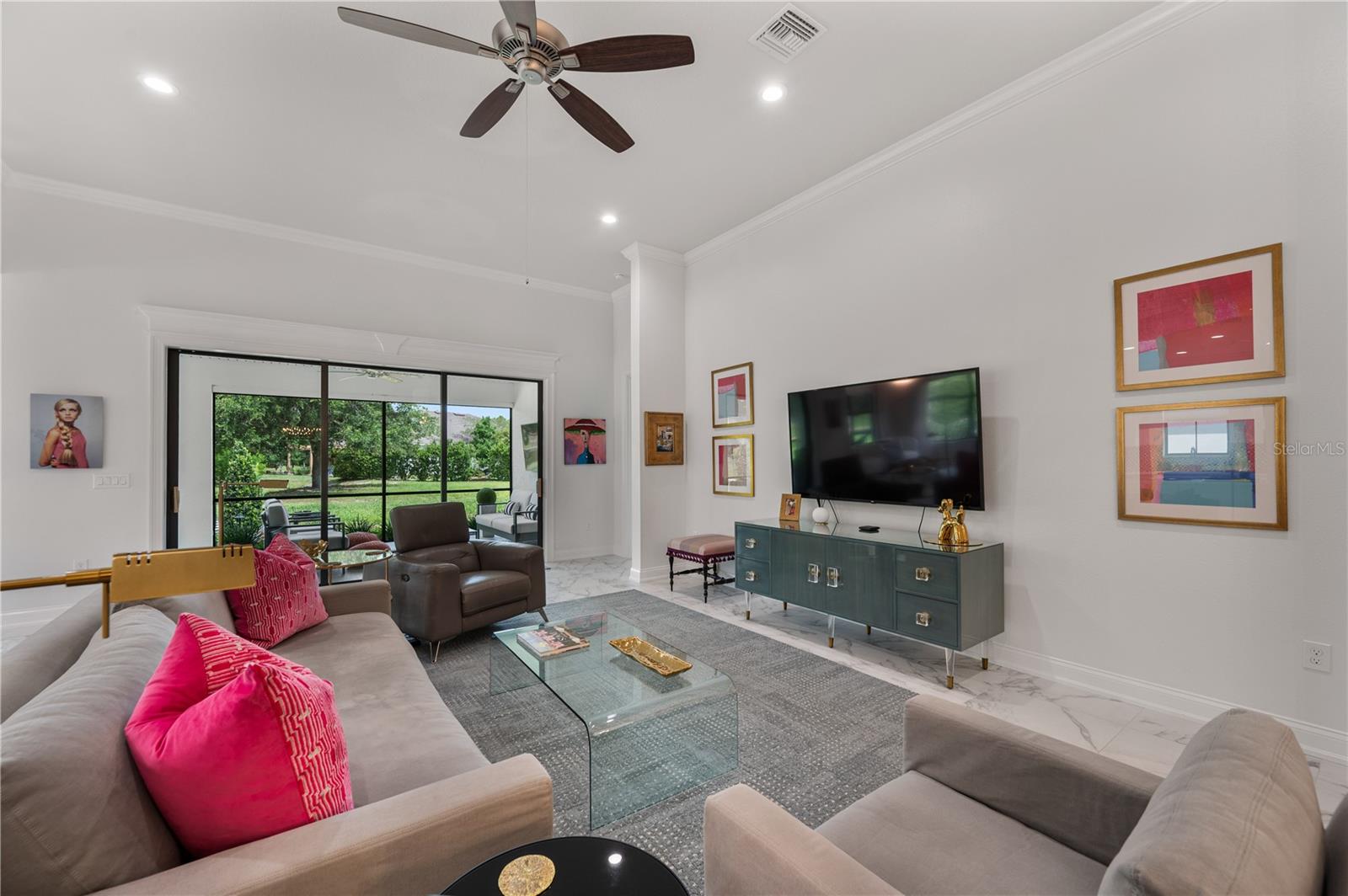 LAKE JAMES PH THREE - Residential