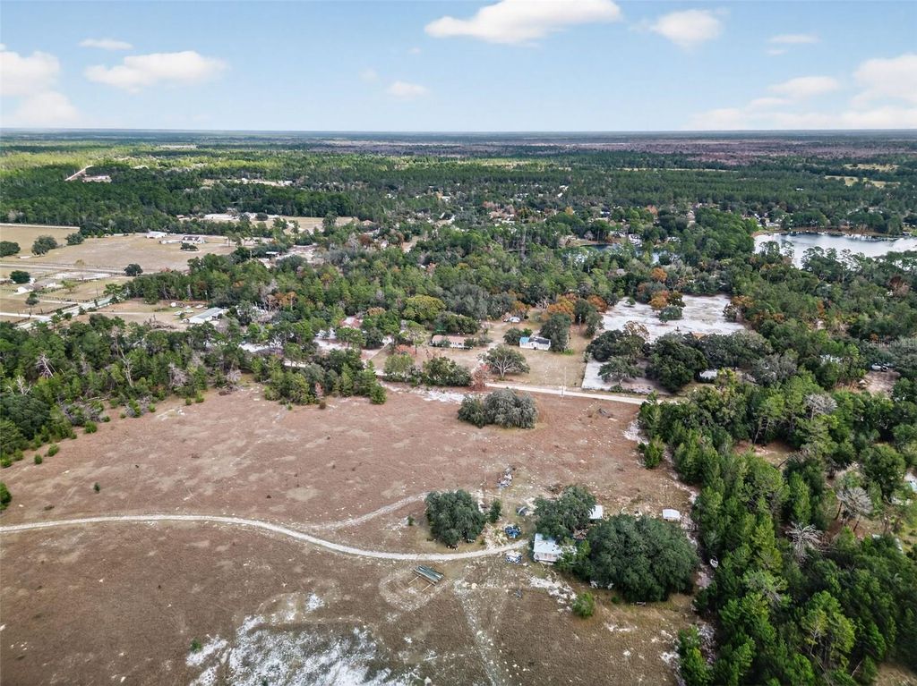 Photo of 41901 Pine Valley Drive, Paisley, FL 32767 (MLS # A4678312)