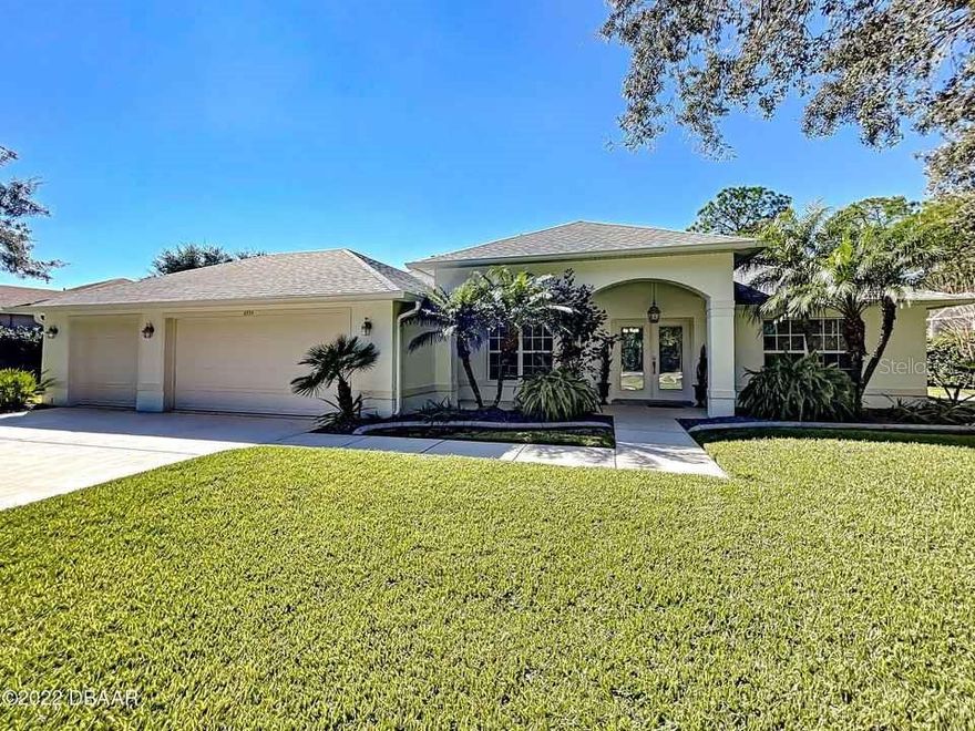 This is a 3/2. i am not the listing agent just putting it in as a comparable. But please call and i can send you the listing print out from Daytona MLS. ;Water: City