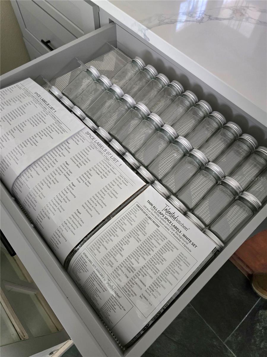 ALAFAYA WOODS PH 11 - Residential