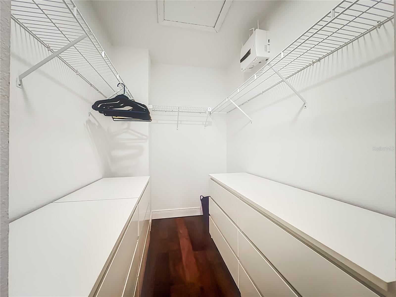 ALAFAYA WOODS PH 11 - Residential