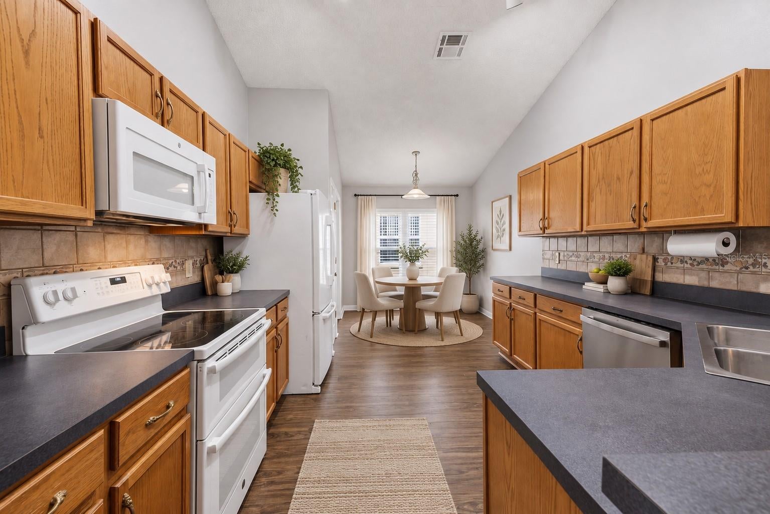 329 BRIGHTVIEW DRIVE
