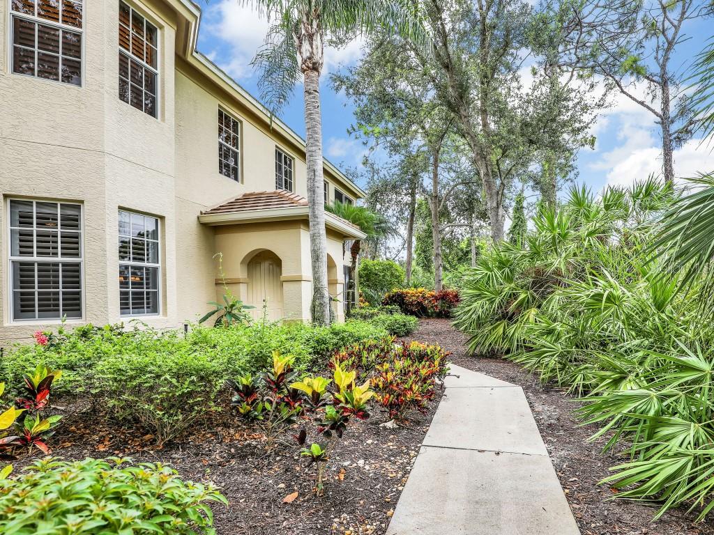 Photo 4 of 38 of 25130 SANDPIPER GREENS COURT 106 condo