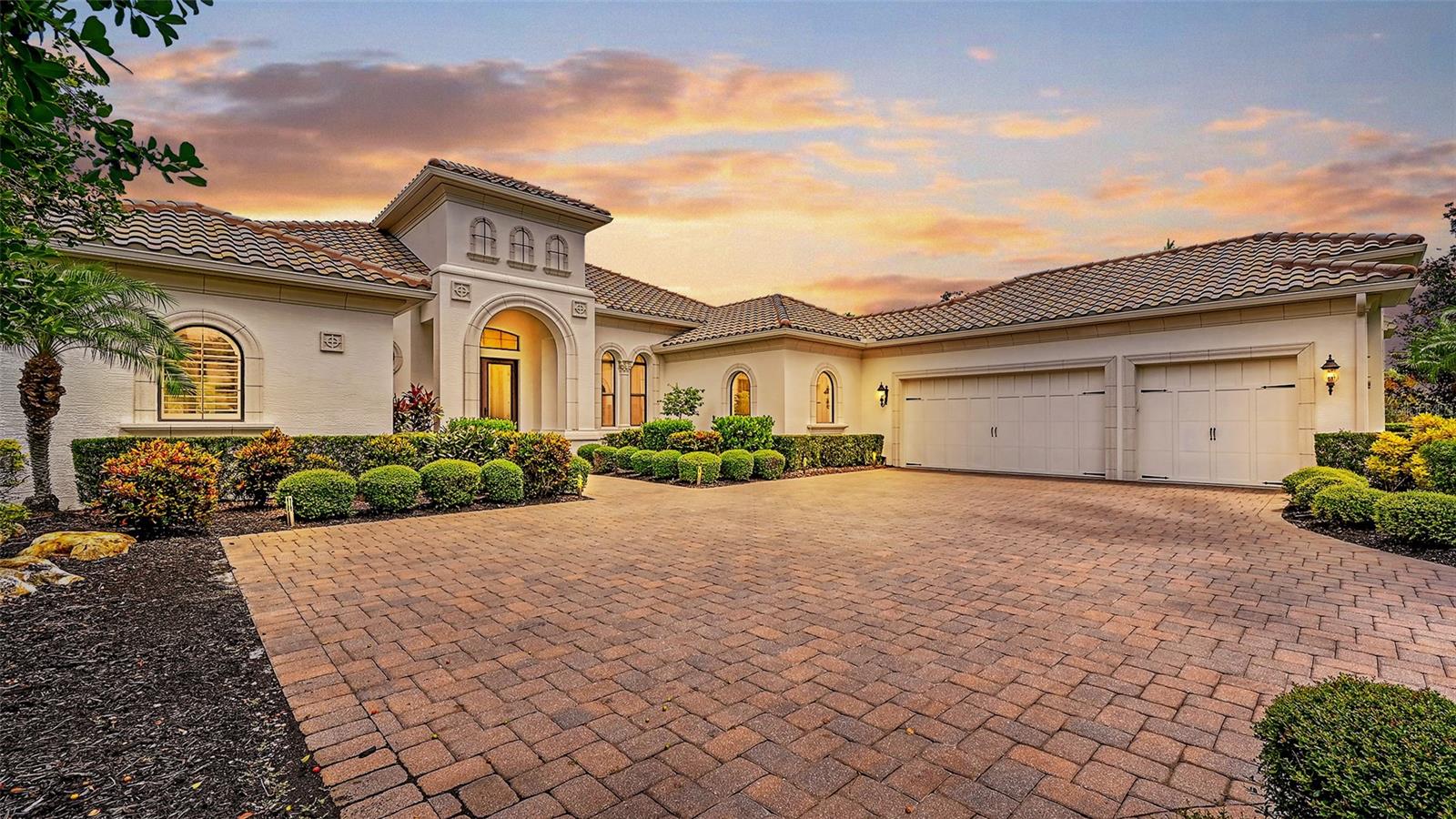 8361 LINDRICK LANE
