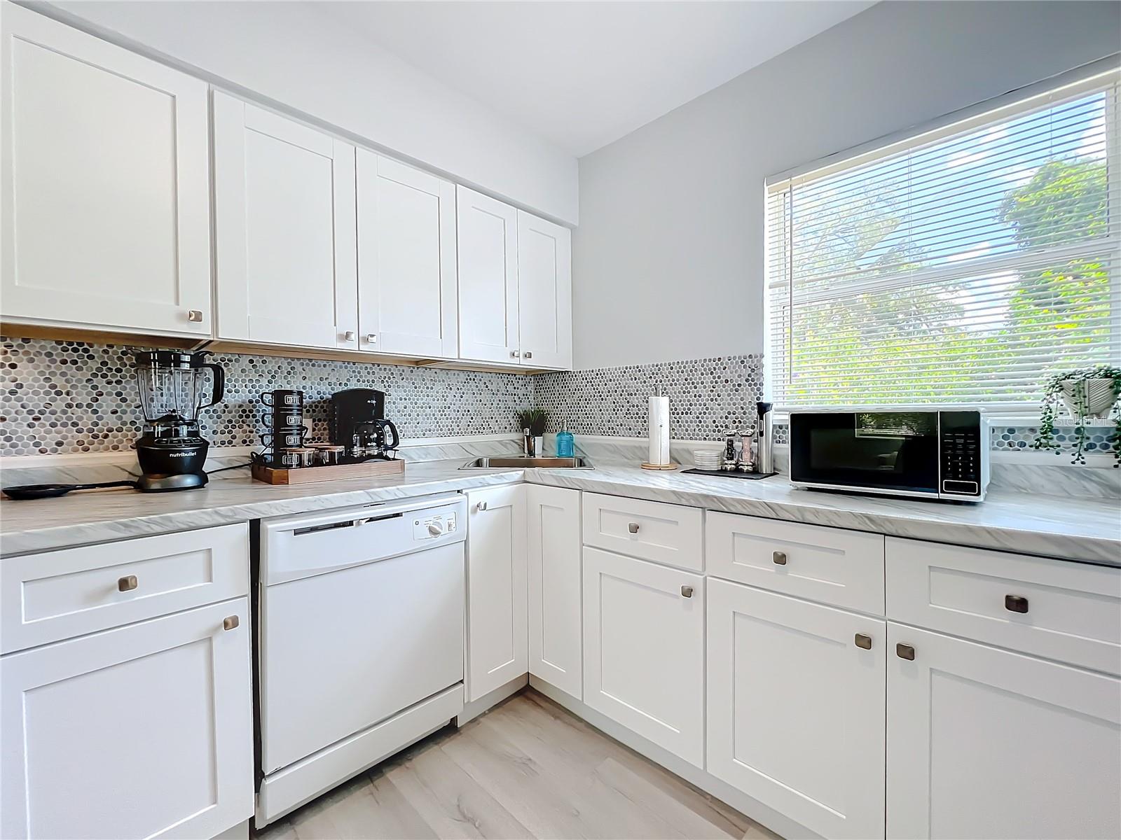 LAKE SUNSET SHORES - Residential Lease