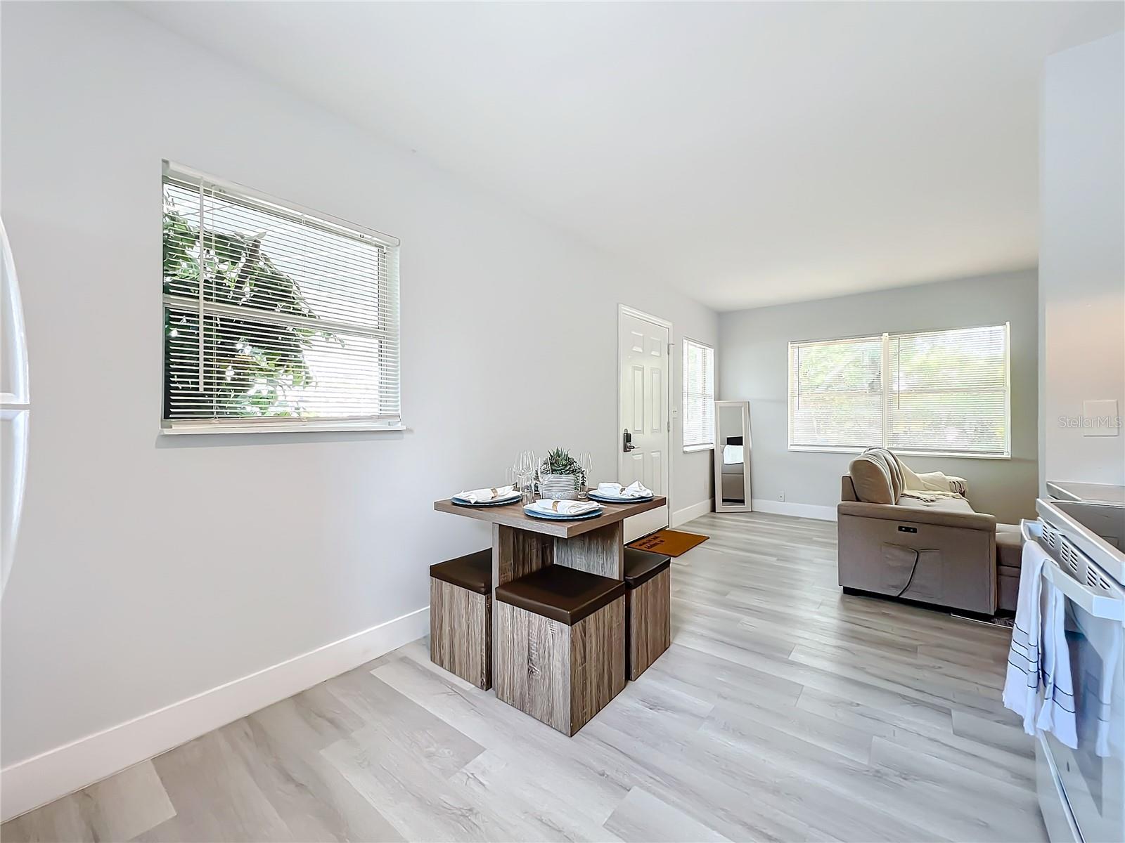 LAKE SUNSET SHORES - Residential Lease