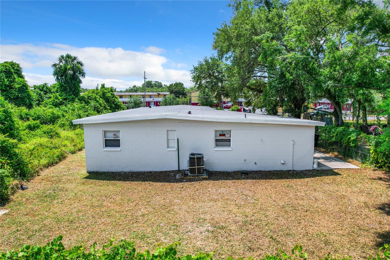 LAKE SUNSET SHORES - Residential Lease