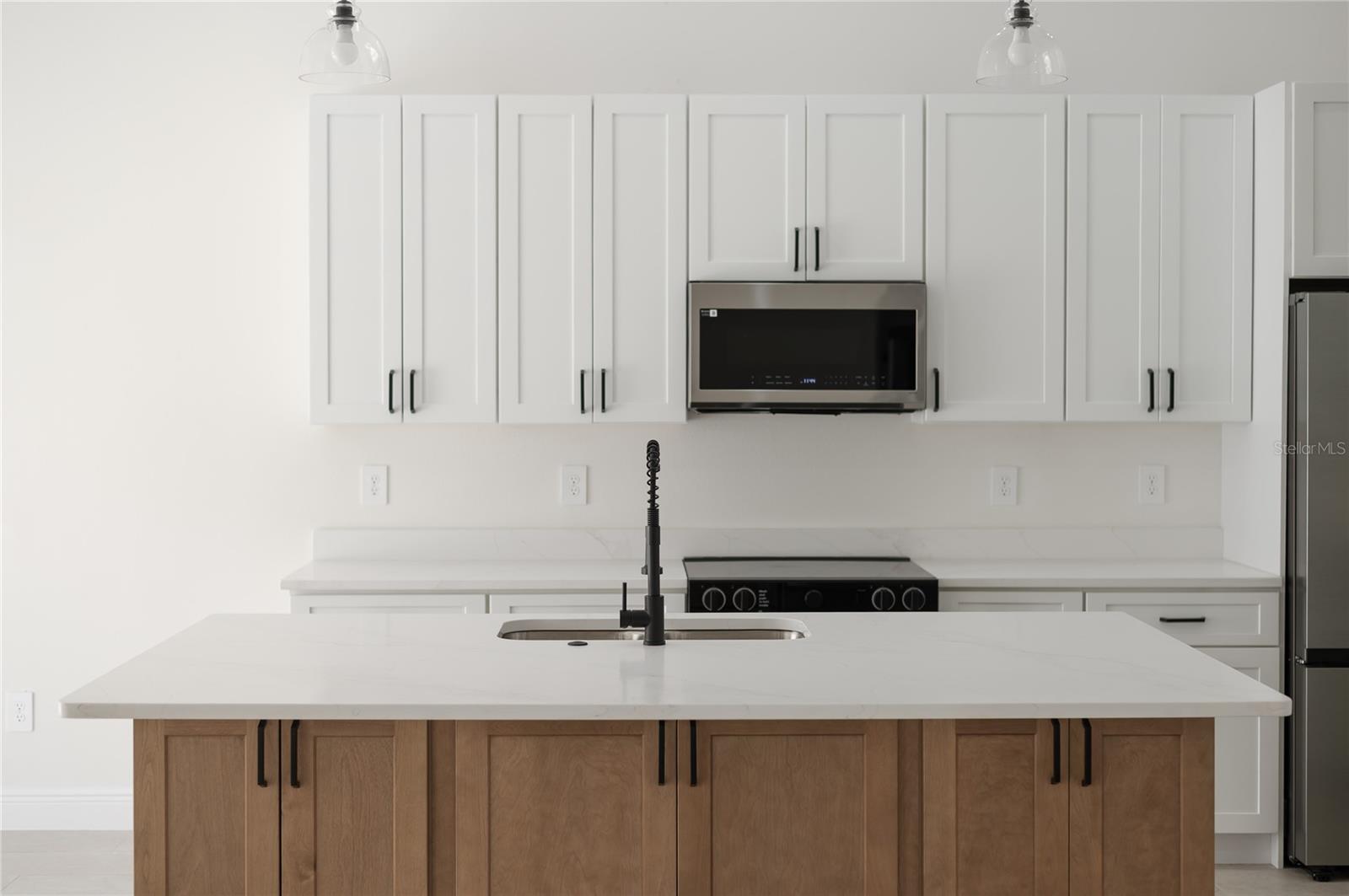 WOODHILLS - Residential