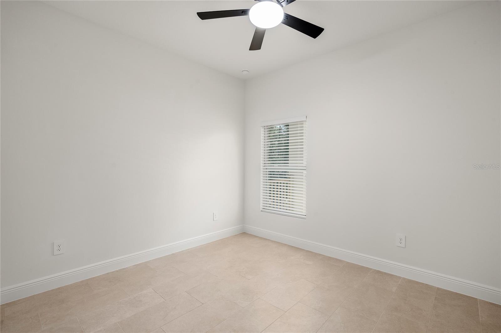 WOODHILLS - Residential