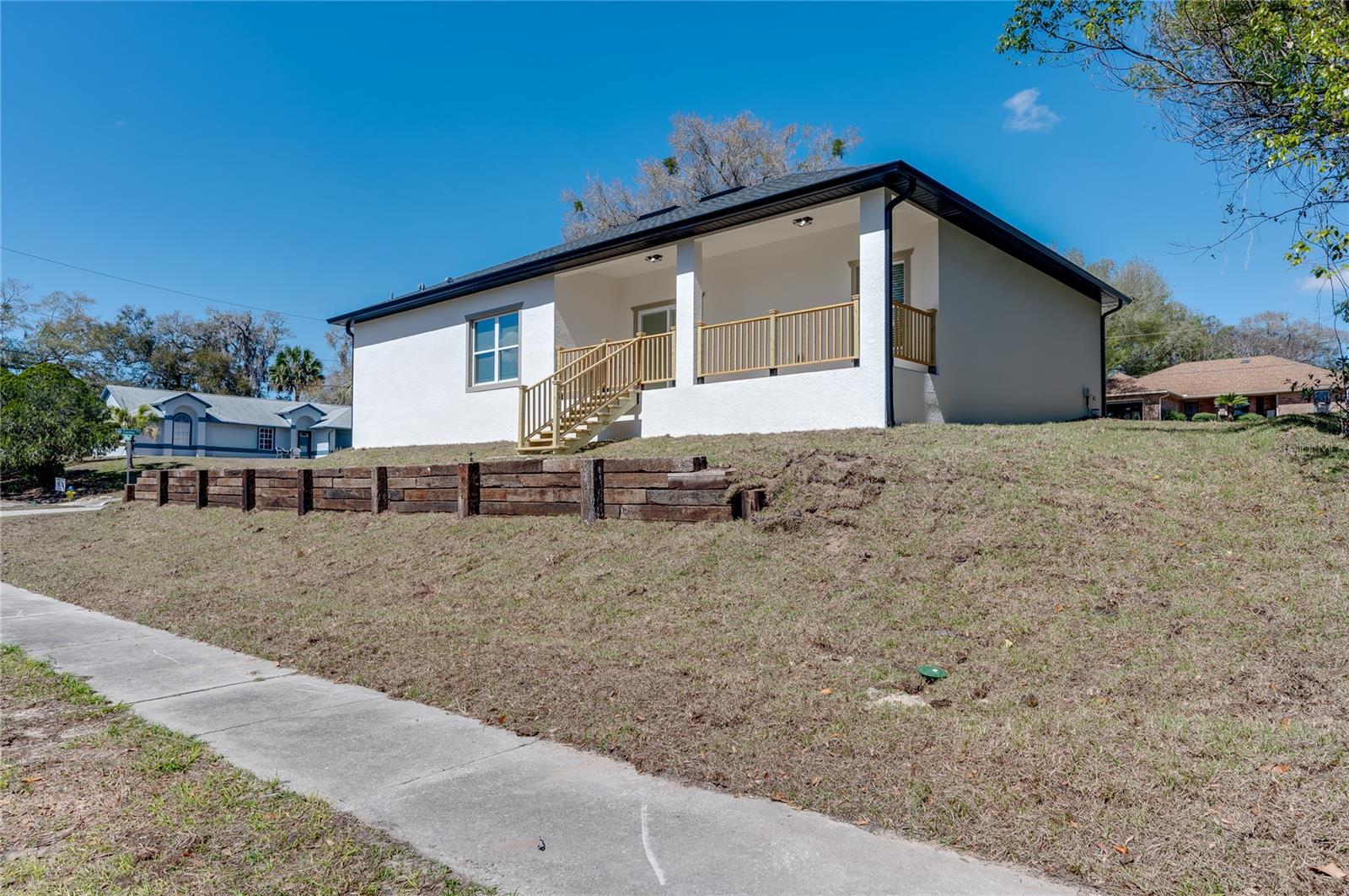 WOODHILLS - Residential