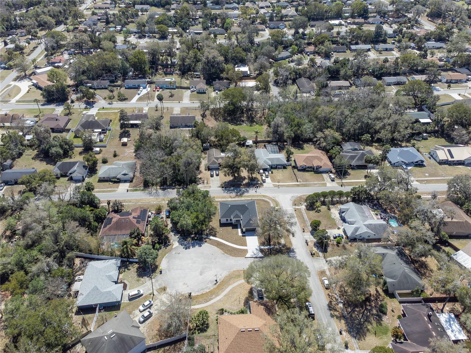 WOODHILLS - Residential