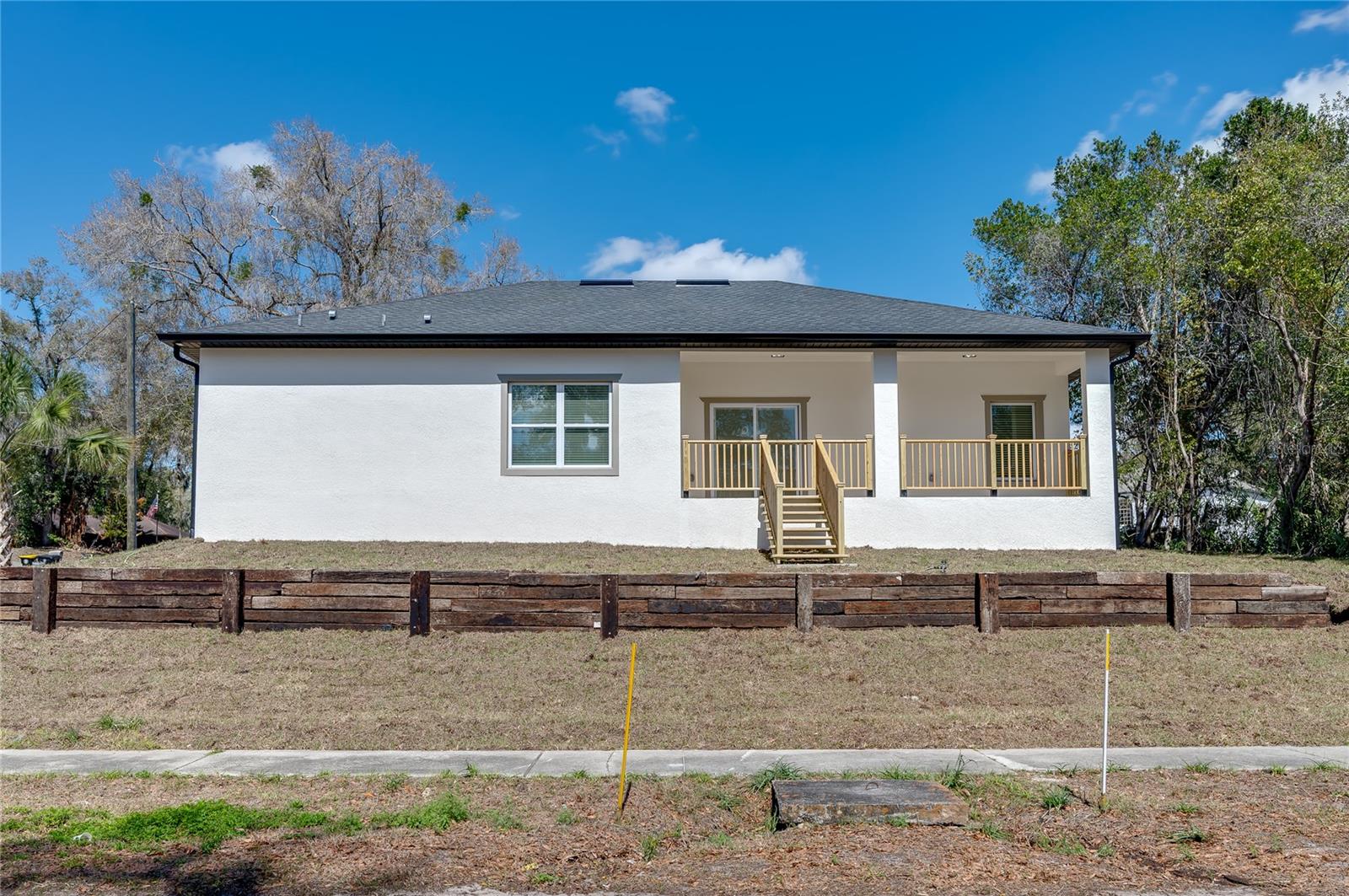 WOODHILLS - Residential