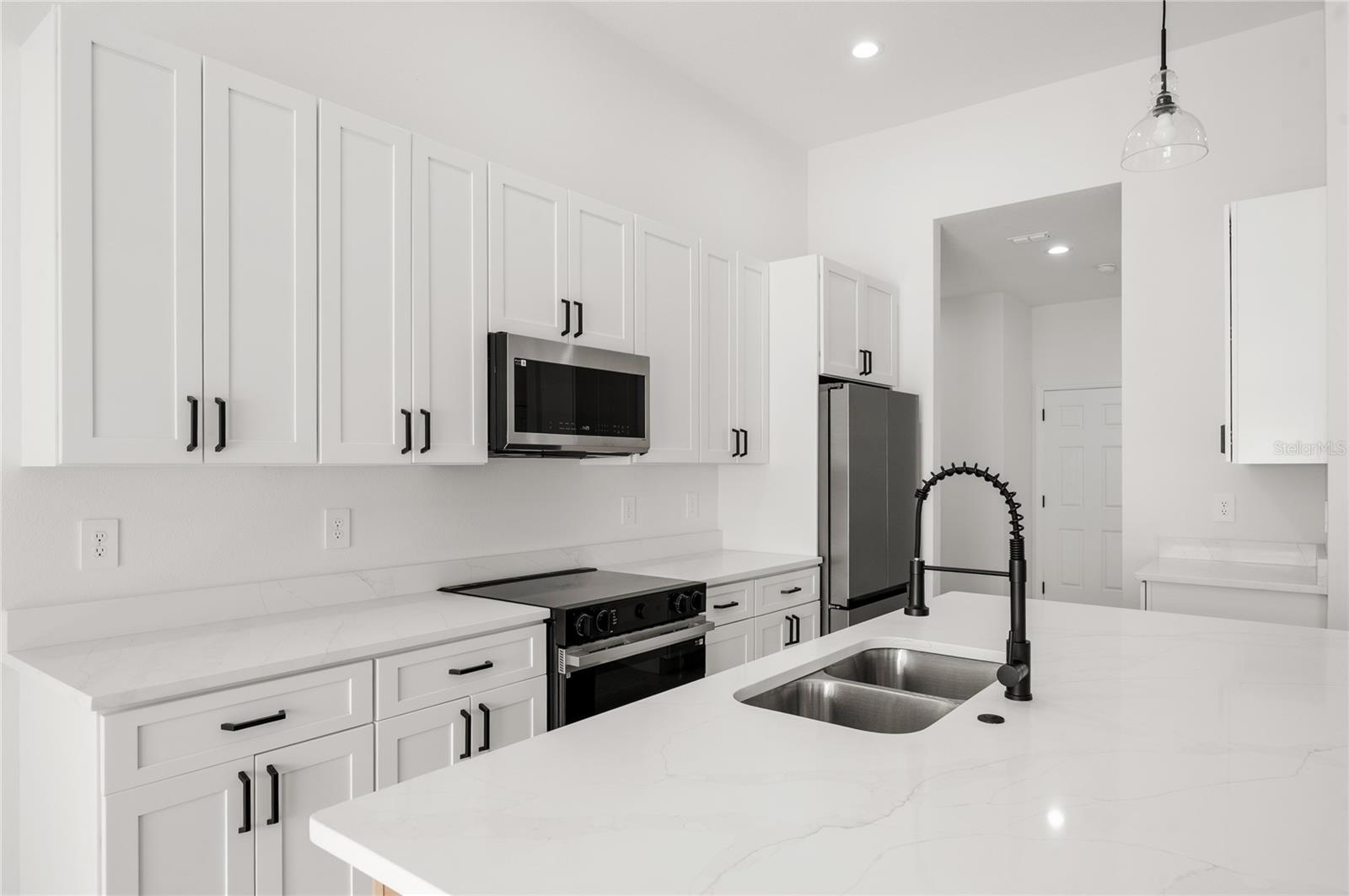 WOODHILLS - Residential