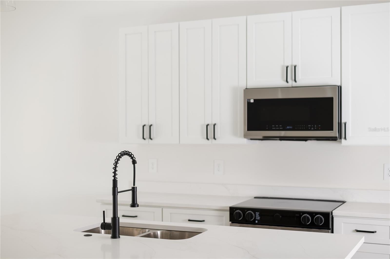 WOODHILLS - Residential