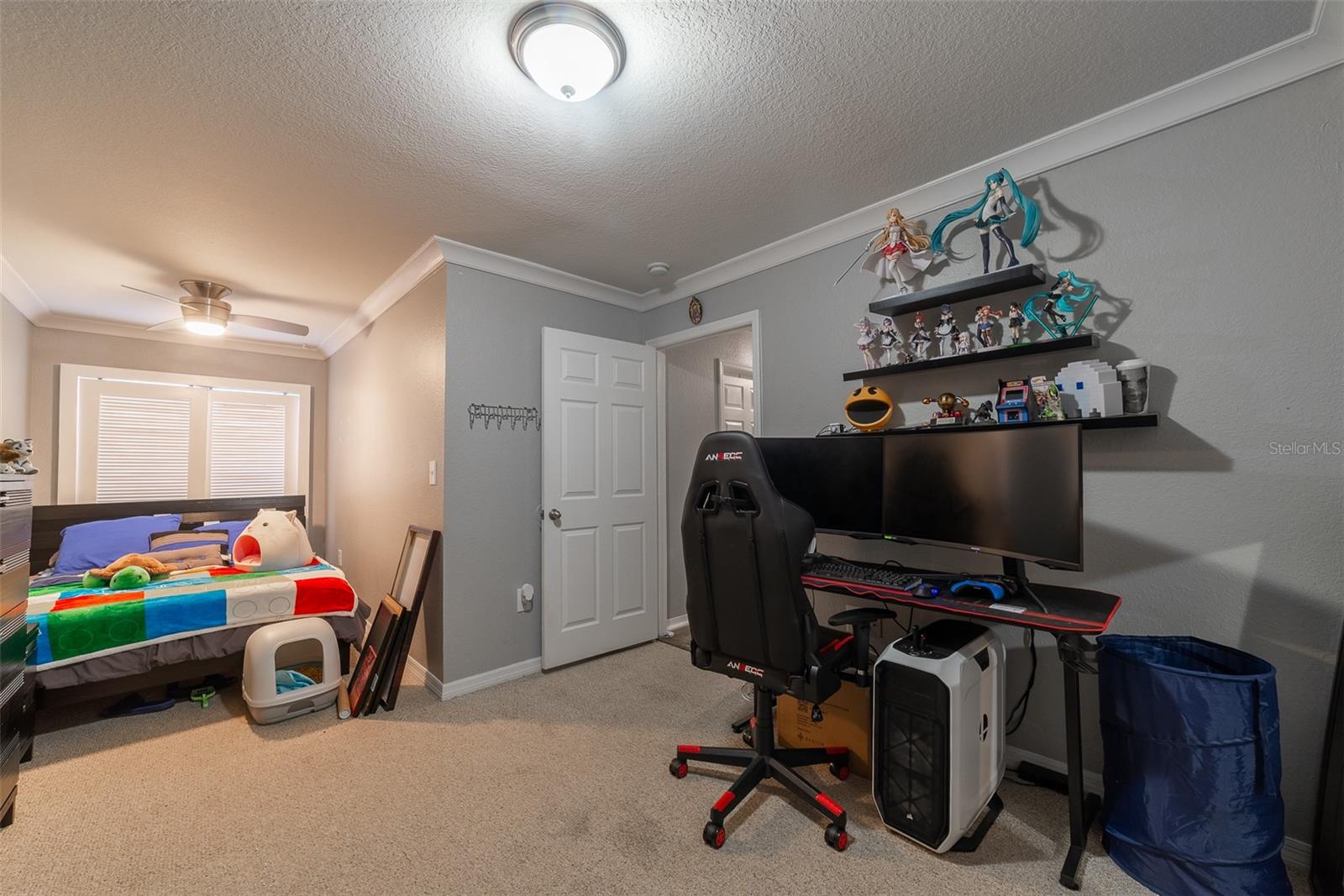 LAKE CHASE CONDO - Residential
