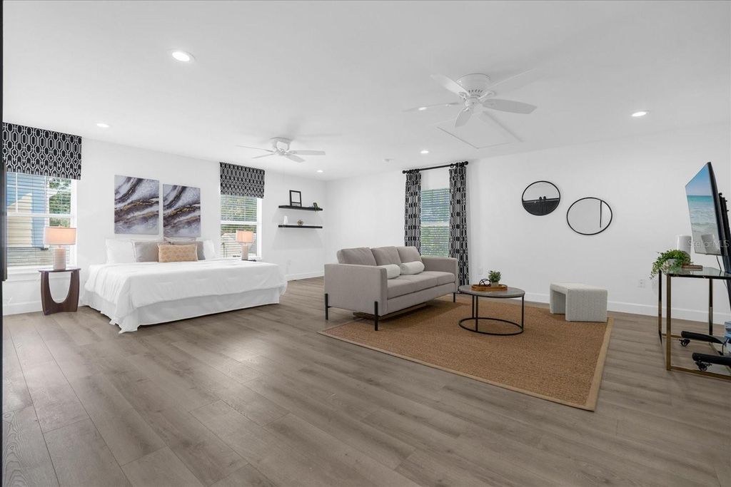 Photo of 1812 Westmoreland Dr, Orlando, FL 32804 (MLS # O6403061)